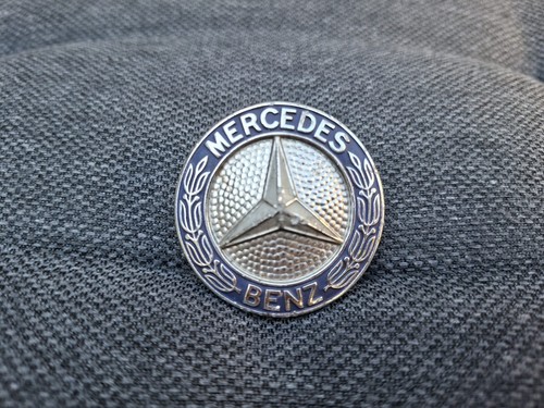 Mercedes w123 emblem - mercedes,