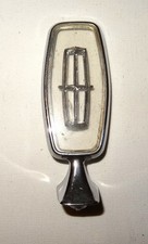 LINCOLN TOWN CAR ORNAMENT
