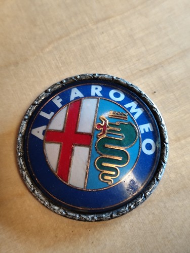 Original alfa romeo emblem - romeo,