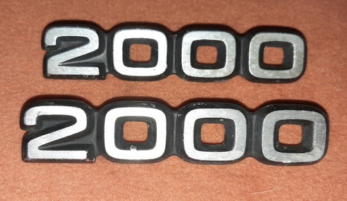 Opel rekord 2000 emblem - 2000, 2x